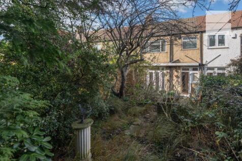 39 Beech Hall Crescent_0021.jpg