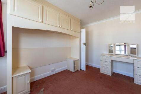 39 Beech Hall Crescent_0028.jpg