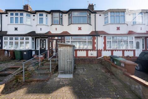 39 Beech Hall Crescent_0040.jpg