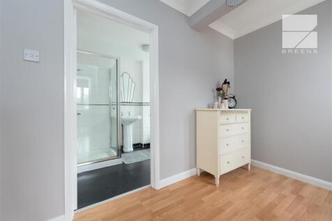 16 Drysdale Avenue_0004.jpg
