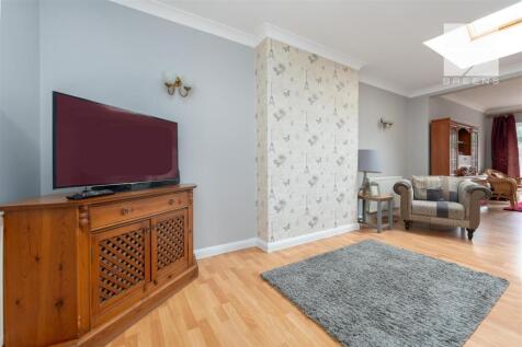 16 Drysdale Avenue_0015.jpg