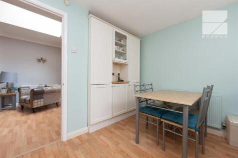 16 Drysdale Avenue_0023.jpg