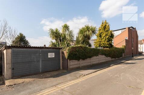 97 Hall Lane_0059.jpg