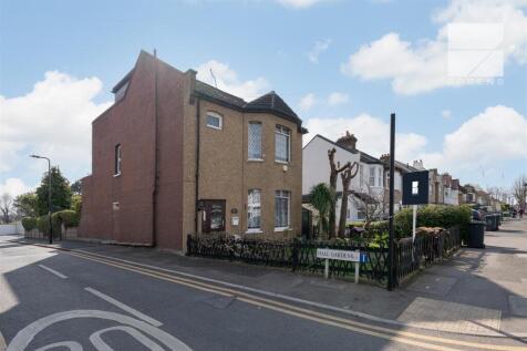 97 Hall Lane_0060.jpg