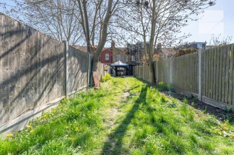 29 Bateman Road_0033.jpg