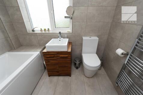 27 Wadham Avenue_0043.jpg