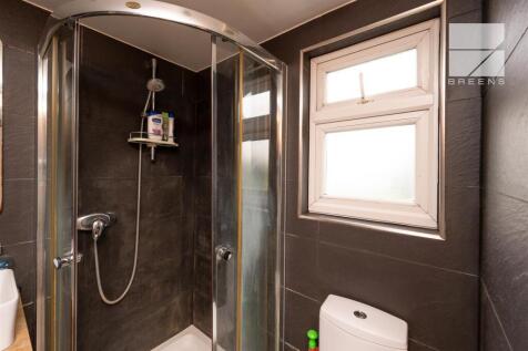 27 Wadham Avenue_0050.jpg