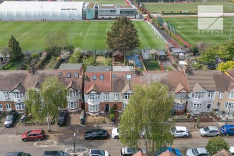 27 Wadham Avenue_0005.jpg