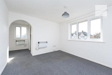 Flat 9, 116 Burnham Road_0004.jpg