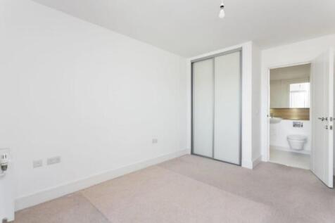 Bedroom 1.jpeg