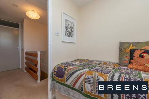 21 Mapleton Road_0019.jpg