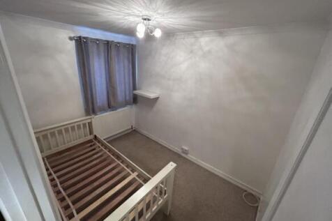 Bedroom 2.jpeg