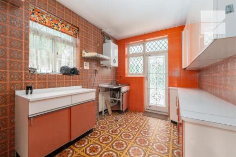 172 Coolgardie Avenue_0008.jpg