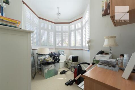 61 Brindwood Road_0007.jpg
