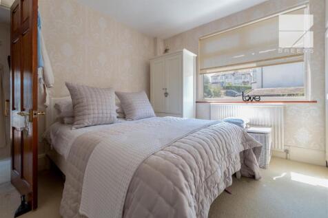 61 Brindwood Road_0014.jpg