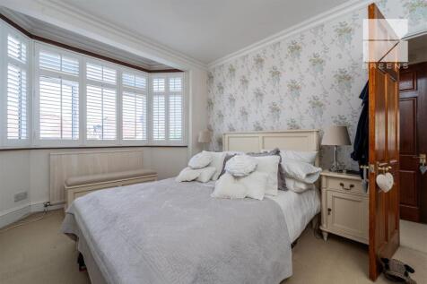 61 Brindwood Road_0002.jpg