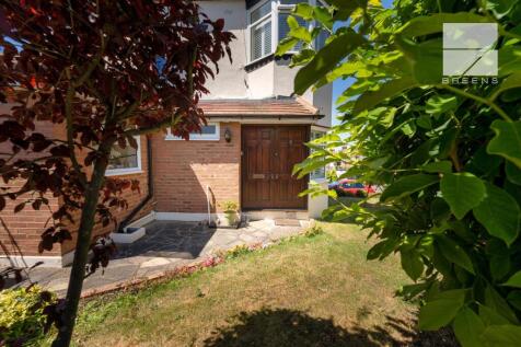 61 Brindwood Road_0023.jpg