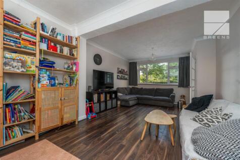 151 Cavendish Road_0005.jpg