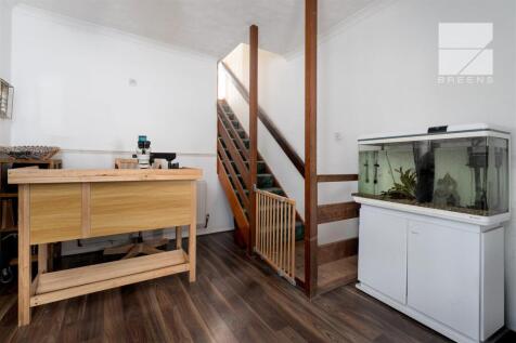 151 Cavendish Road_0007.jpg