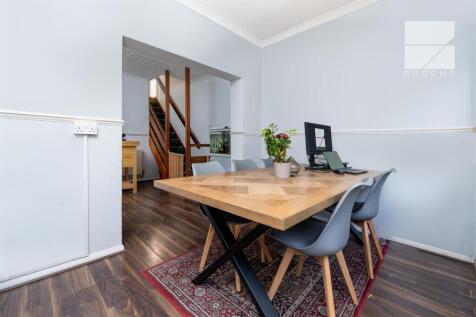 151 Cavendish Road_0012.jpg