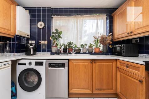 151 Cavendish Road_0018.jpg