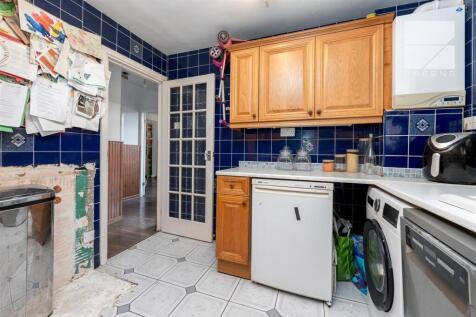 151 Cavendish Road_0019.jpg