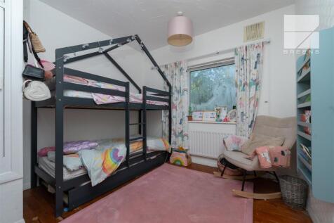 151 Cavendish Road_0025.jpg