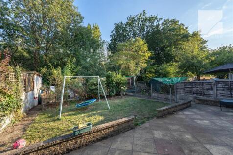151 Cavendish Road_0033.jpg
