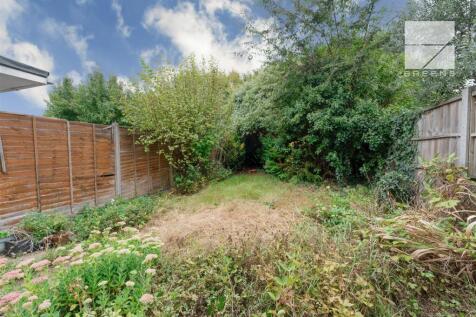 11 Cobham Road_0015.jpg