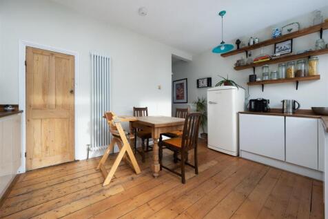 1758010076041-557-115 Cavendish Road_3.jpeg