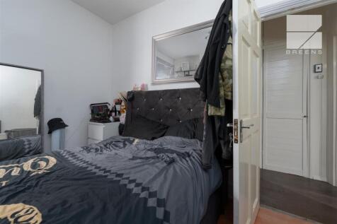 26 Leasownes Road_0033.jpg