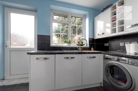 17 Manor Farm Drive_0022.jpg