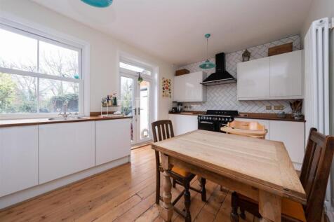 1758010076041-705-115 Cavendish Road_1.jpeg