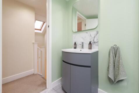 21 Nightingale Avenue_0034.jpg