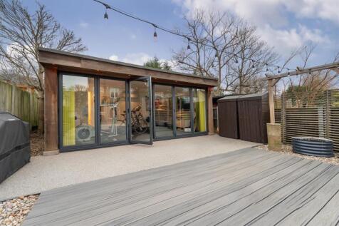 21 Nightingale Avenue_0044.jpg