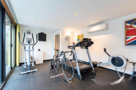 21 Nightingale Avenue_0045.jpg