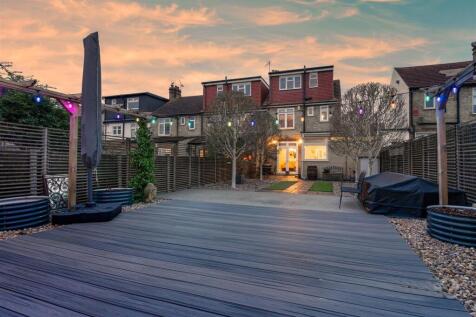 21 Nightingale Avenue_0057.jpg