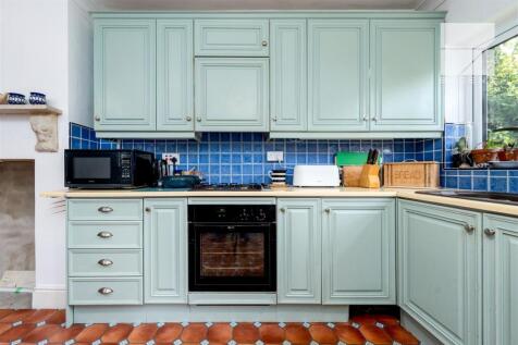 8 Connaught Road_0033.jpg