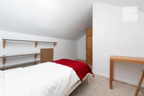 8 Connaught Road_0018.jpg