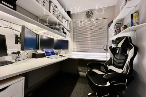 Bedroom3/Office