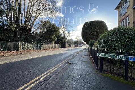 Lower Cookham Road