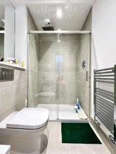Ensuite bedroom two