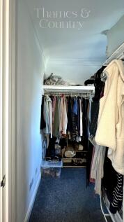 Walk in wardrobe