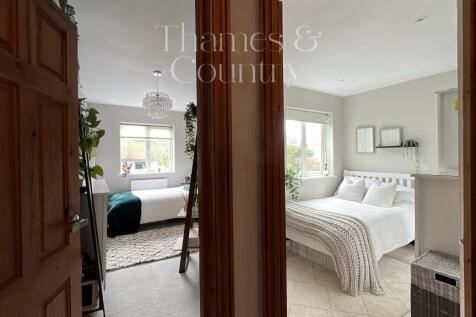 Bedrooms 3 &amp; 4