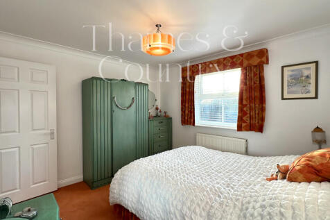 Double Bedroom 4