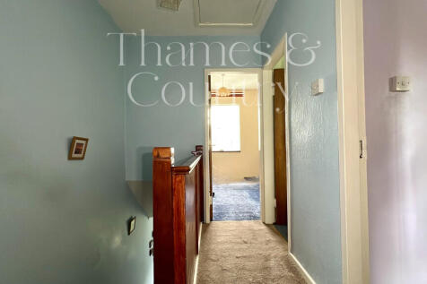 First floor landing area