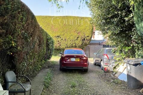 STAFF PARKING