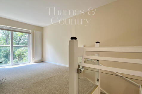 Second reception / 3rd Bedroom