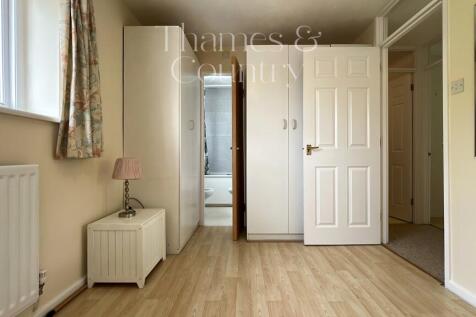 Bedroom 2 En-suite