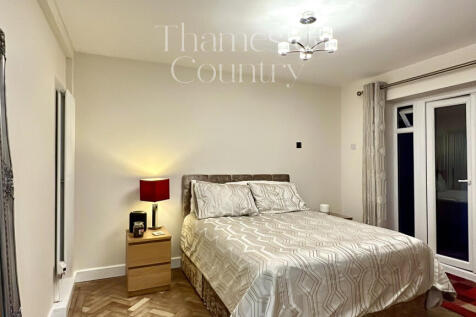 BEDROOM 5 GROUND FLOOR